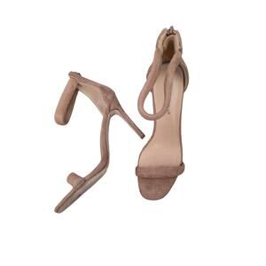 EUC Breckelle's nude suede, ankle strap, zip up heels sz 8